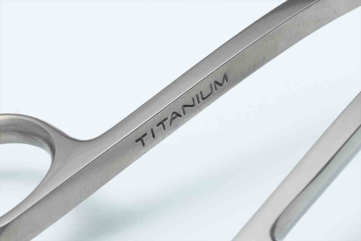 30th titanium scissors